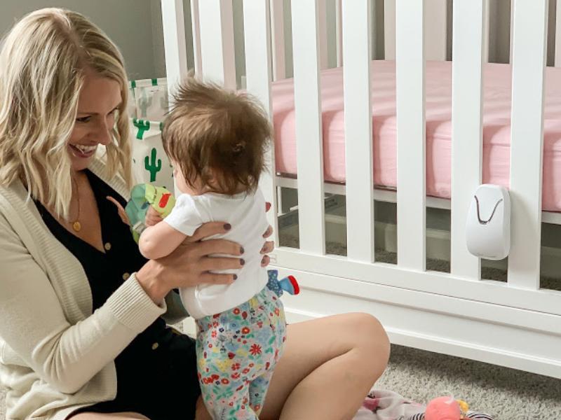 Babysense 7&V24R: Moniteur Vidéo pour Bébé Babysense avec Écran de 2,4" et Moniteur de Respiration Certifié Médical – Alertes en Temps Réel en Cas d'Absence de Respiration, Sans Contact, 2-en-1